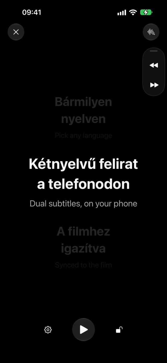 CinemaCC · Mozisötét kijelző, amely jól olvasható anélkül, hogy zavarna másokat
